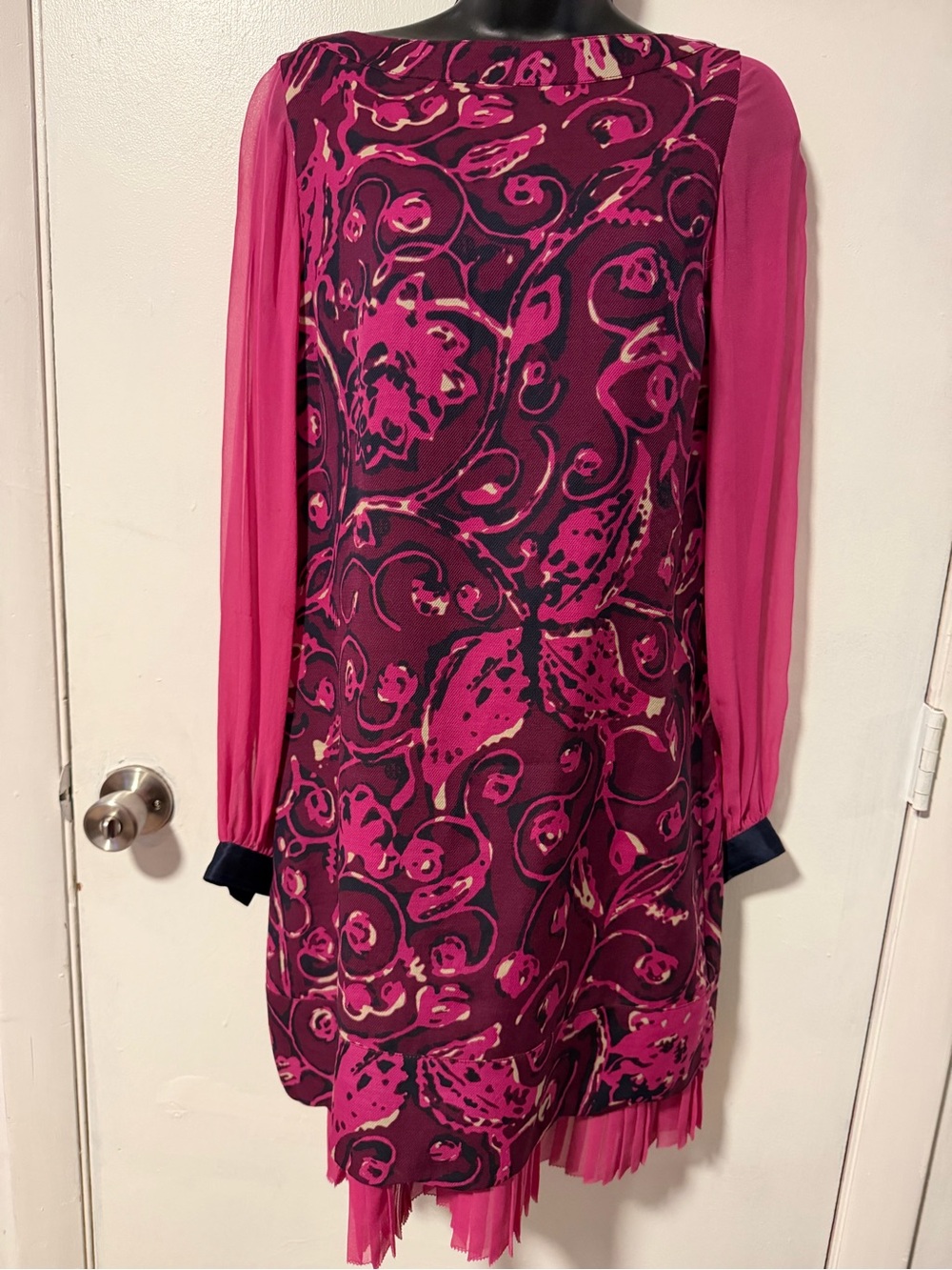 Tory Burch size 4 Women’s Fuchsia Printed Long-Sleeve Dress
